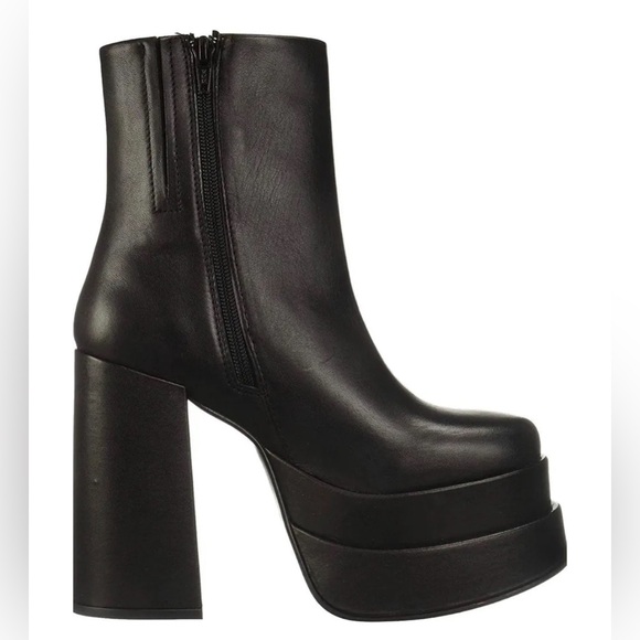 Steve Madden Cobra Boot - Picture 4 of 7